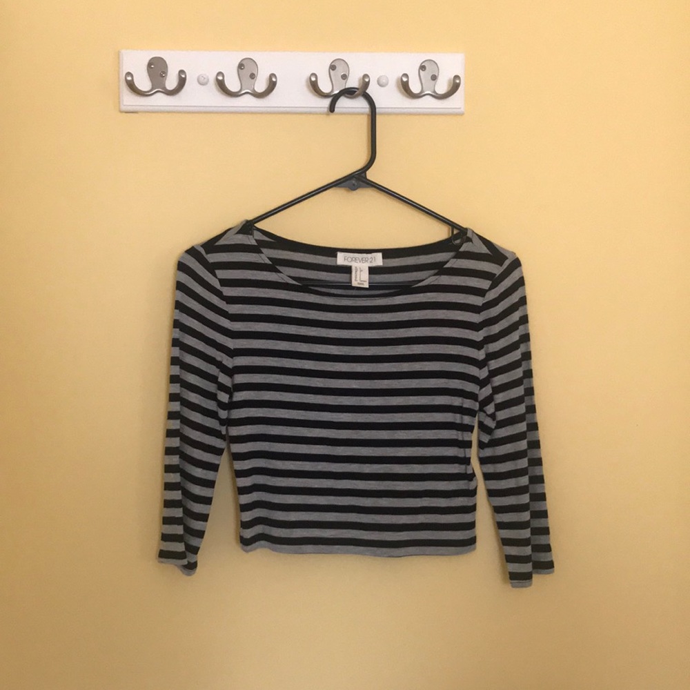 Forever 21 - Black & Grey Striped Crop Top